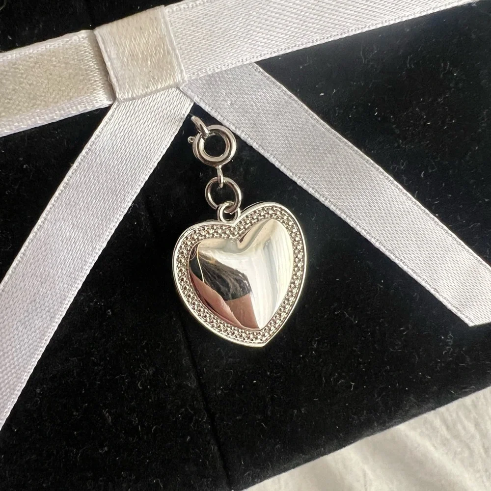 👑✅PRICE FIRM✅ Silver Heart Charm. Brand New! - Picture 3 of 10